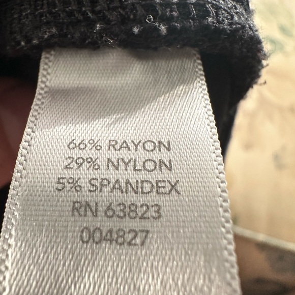CJ Banks Black Signature Slimming Ponte Pants 16w Petite EUC - Picture 4 of 4